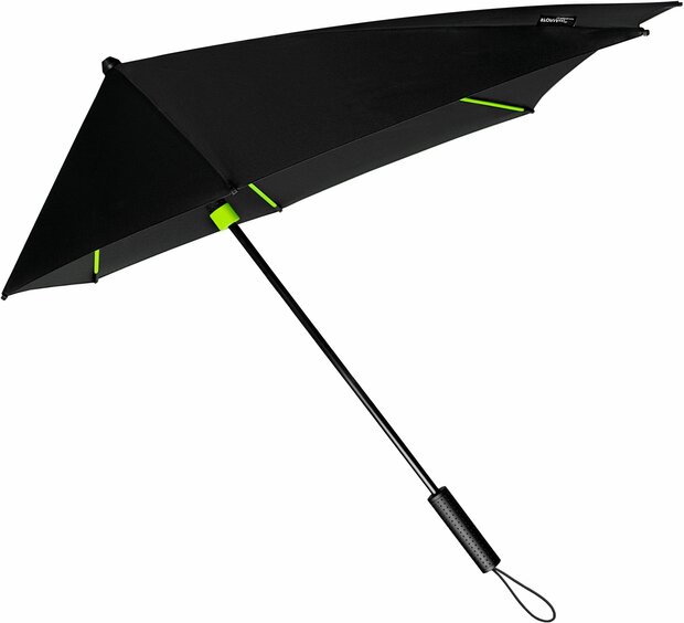 STORMaxi zwarte en lime groen aerodynamische stormparaplu